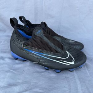 Kids' 1Y Nike Phantom Soccer Cleats GX Black Blue White Ghost Lace No Tie